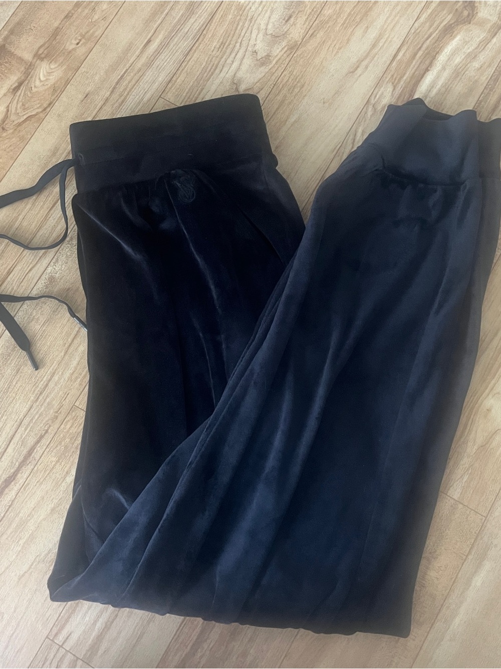 Victoria's Secret Black Velvet Jogger Pants